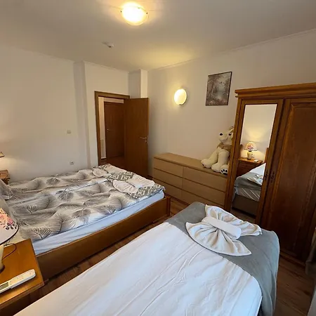 Charming Apartmnet Near Gondola And Bar Street Апартамент